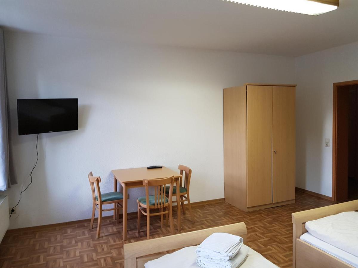 Gaestehaus Am Stadtrand Görlitz Esterno foto