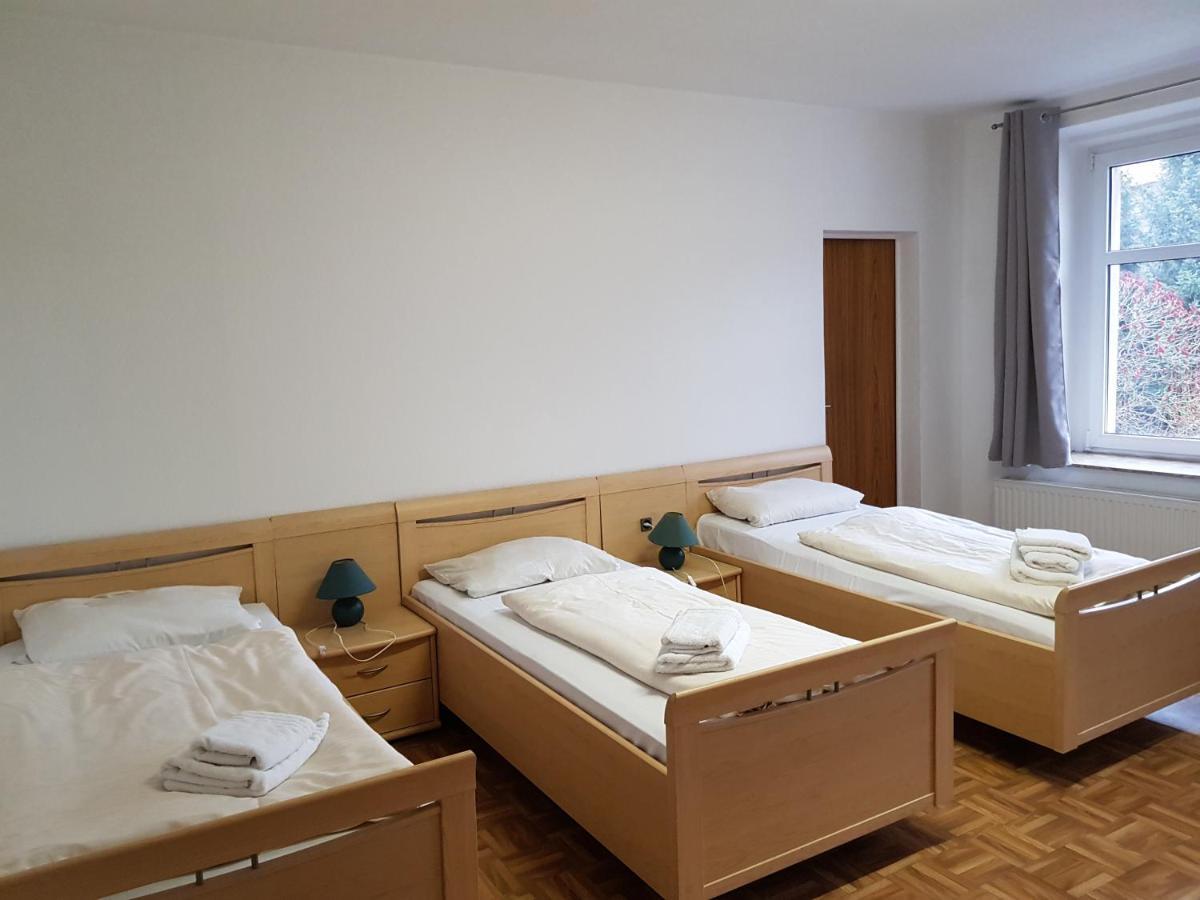 Gaestehaus Am Stadtrand Görlitz Esterno foto